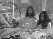 Prague l’emblématique “mur John Lennon” repeint artistes européens