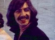 George Harrison stupéfié entreprise licenciant employés fax.