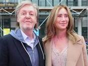 Sortie Parisienne pour Paul McCartney épouse Nancy