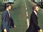 message Beatles envoyaient couverture l’album “Abbey Road”.