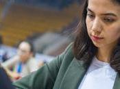 joueuse d'échecs iranienne sans voile réfugie Espagne