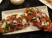 Tartines jambon Bayonne, bleu brebis tomates cerises