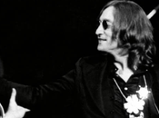 John Lennon remboursé pari perdu Elton faisant apparition surprise lors d’un concert